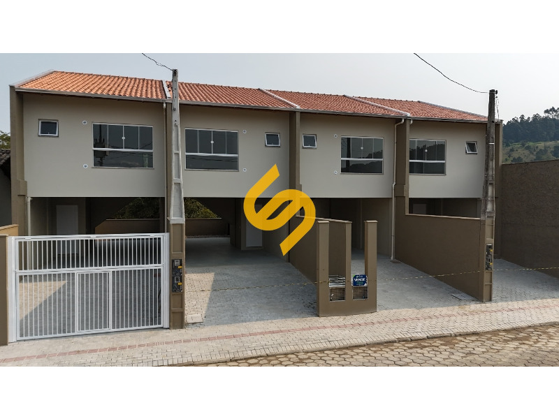 Casa à venda no Centro: 