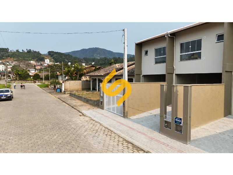 Casa à venda no Centro: 