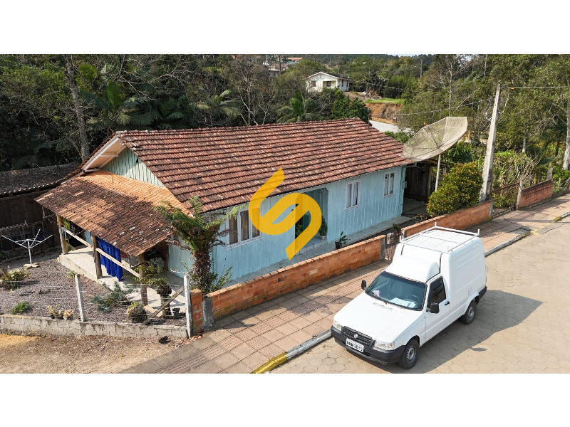 Casa à venda no Centro: 