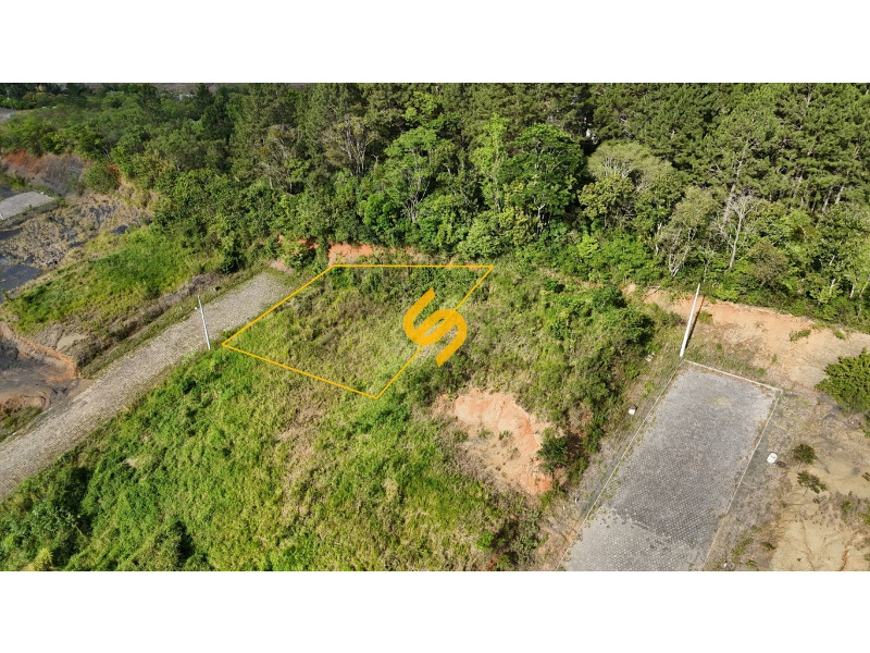 Terreno Urbano à venda no Primavera: 