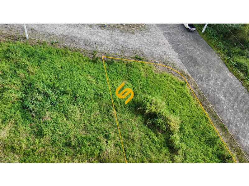 Terreno Urbano à venda no Primavera: 