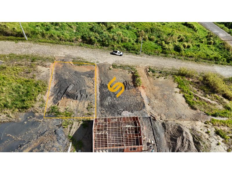 Terreno Urbano à venda no Primavera: 