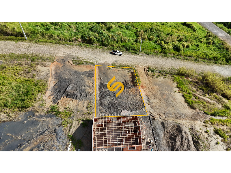 Terreno Urbano à venda no Primavera: 