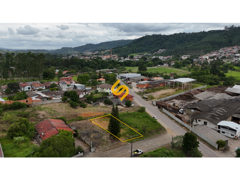 Terreno Urbano à venda no Pinheiro: 