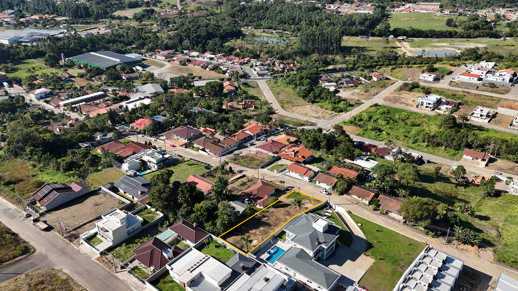 Terreno Urbano à venda no Primavera: 