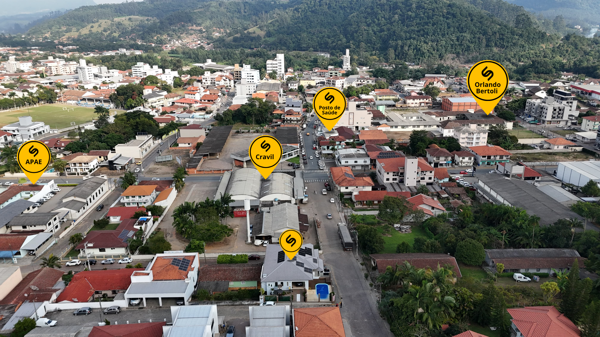 Casa à venda no Centro: 