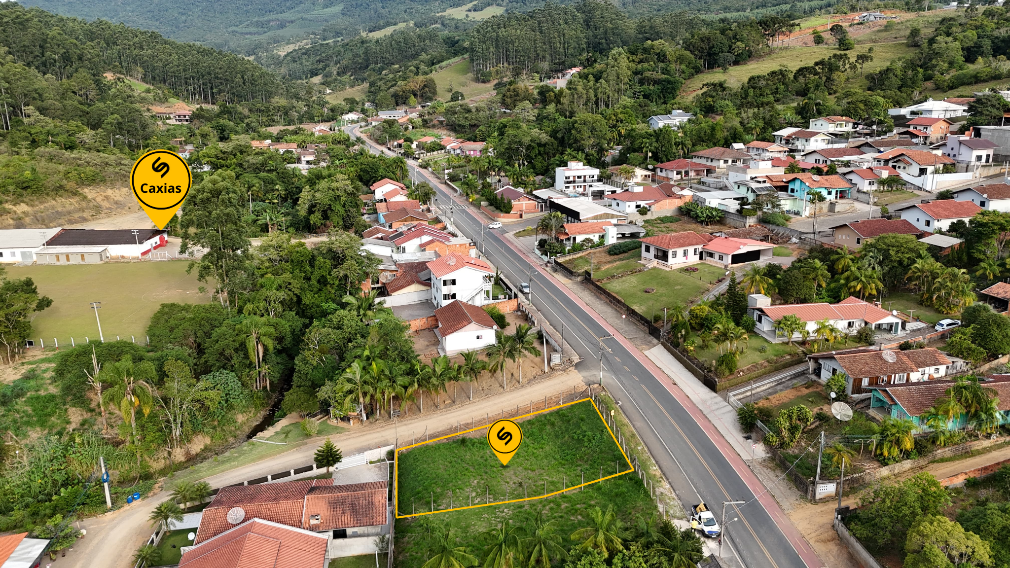 Terreno Urbano à venda no Revólver: 