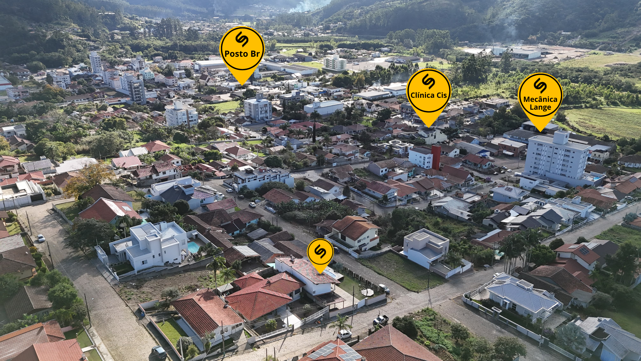 Casa à venda no Centro: 