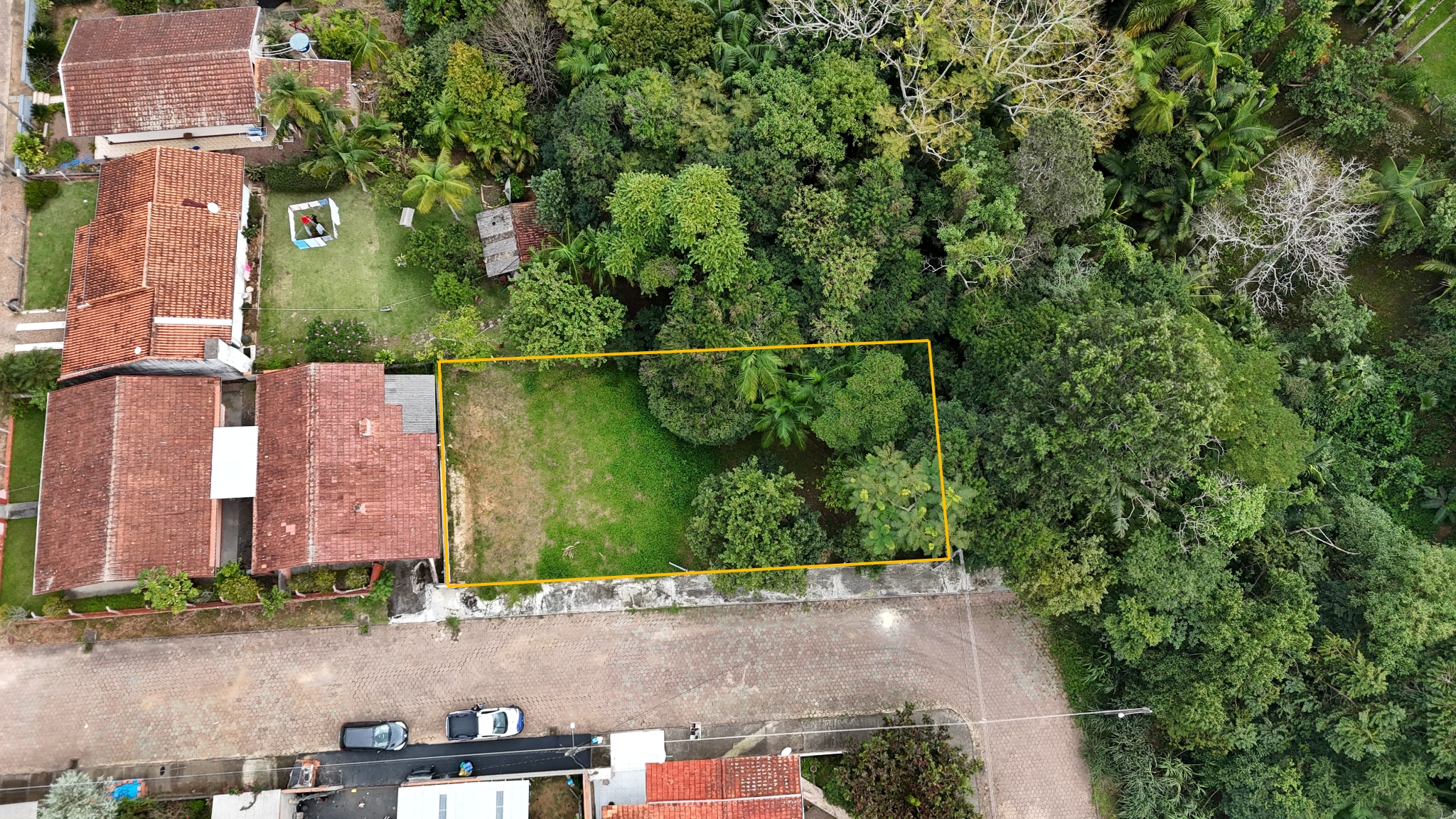 Terreno Urbano à venda no Dalbérgia: 