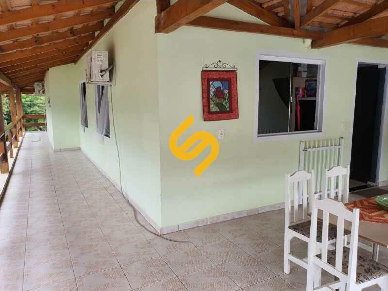 Casa à venda no Centro: 