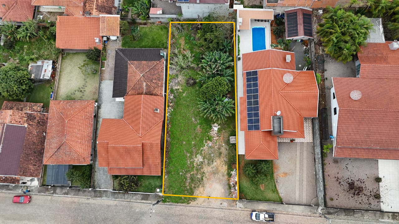 Terreno Urbano à venda no Centro: 