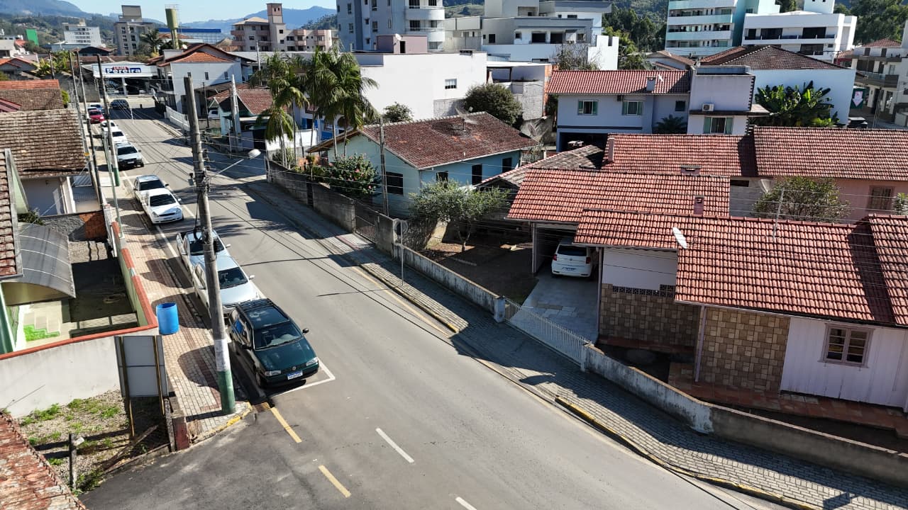Residencial/Comercial à venda no Centro: 