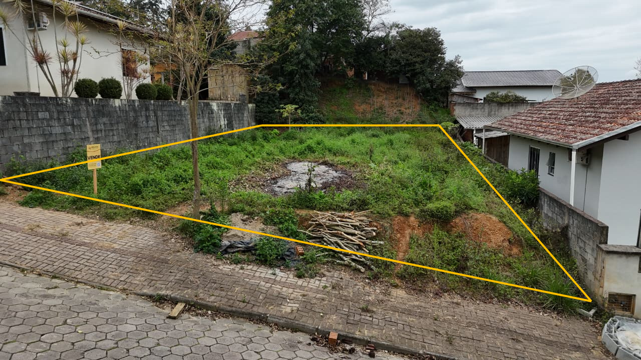 Terreno Urbano à venda no Pinheiro: 