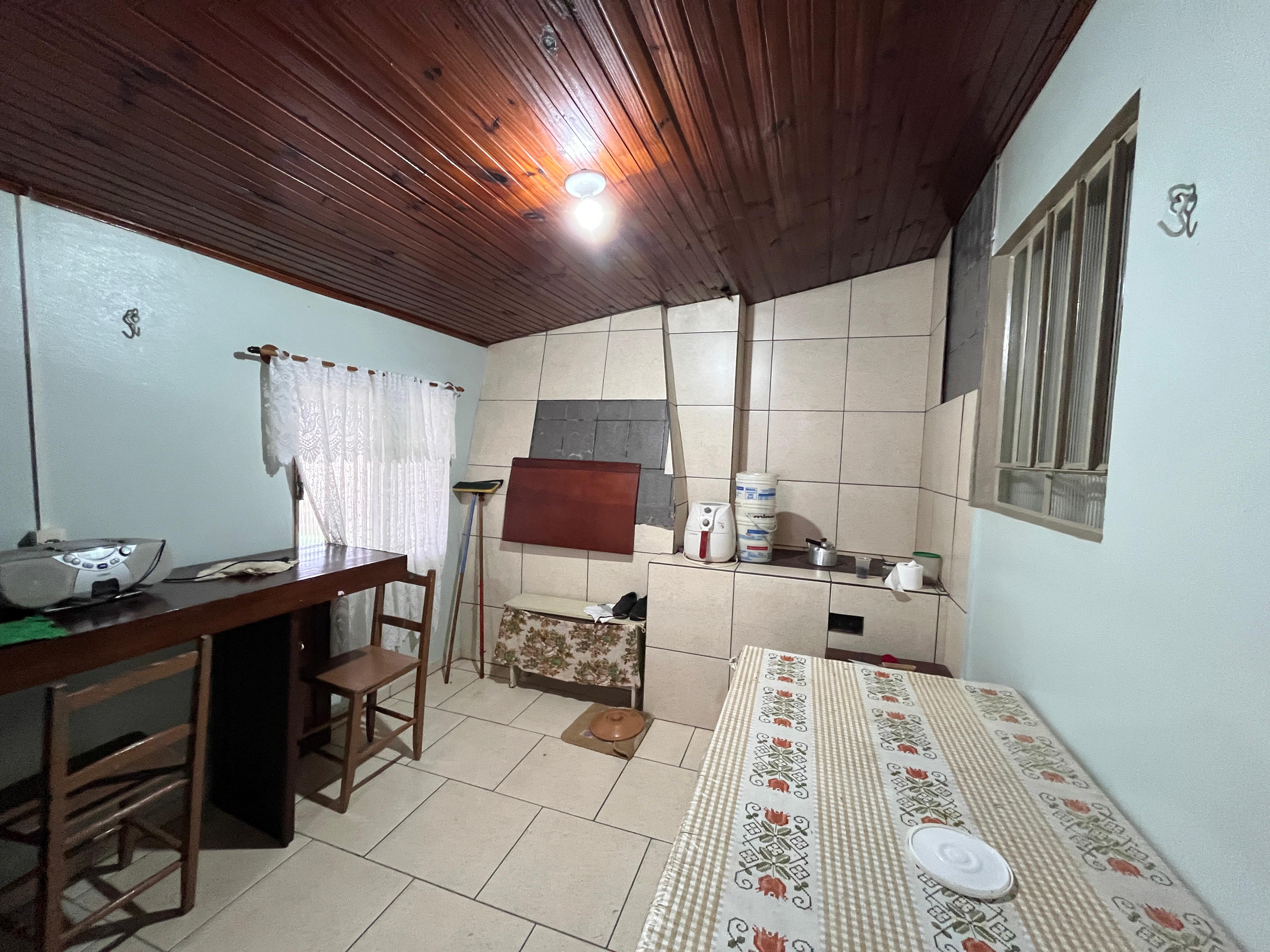 Casa à venda no Centro: 