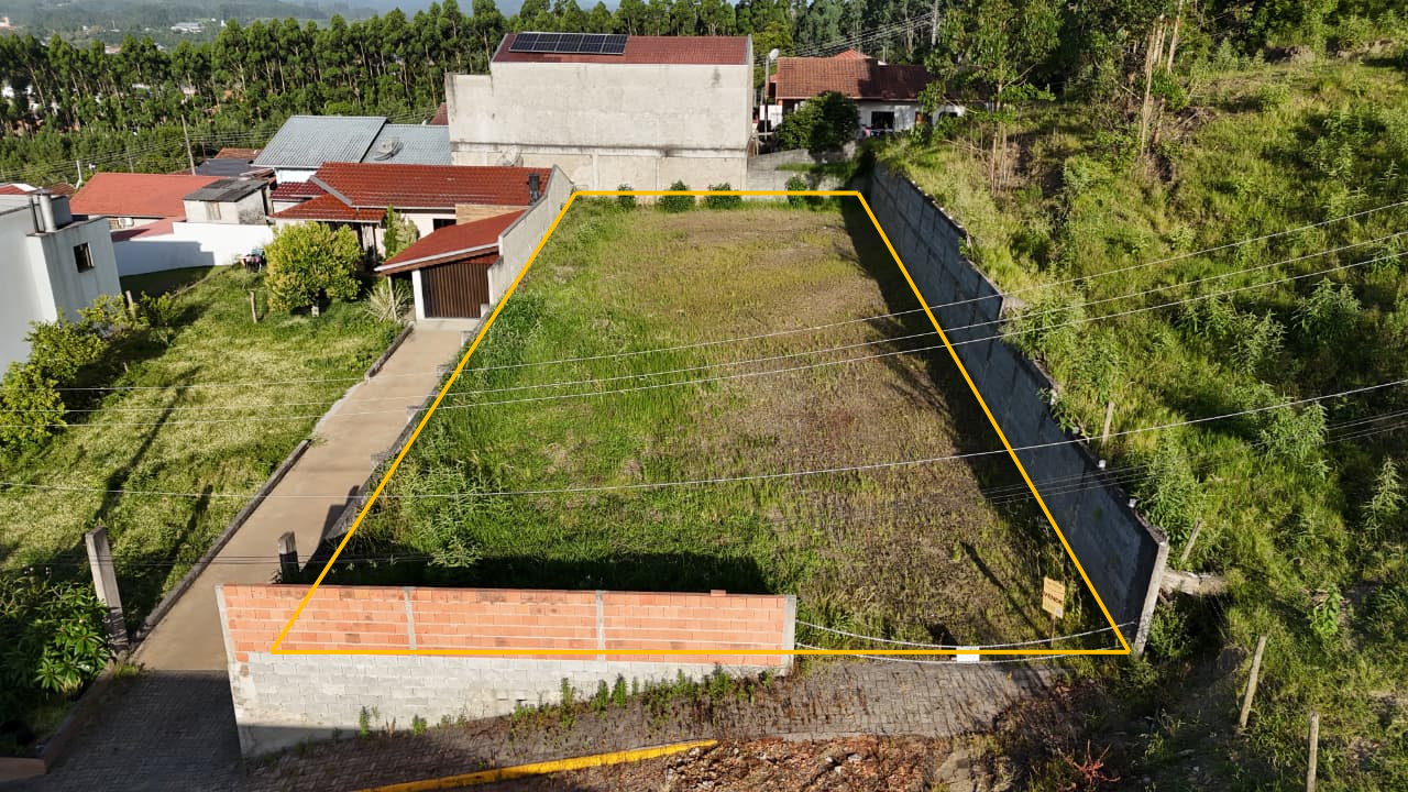 Terreno Urbano à venda no Primavera: 