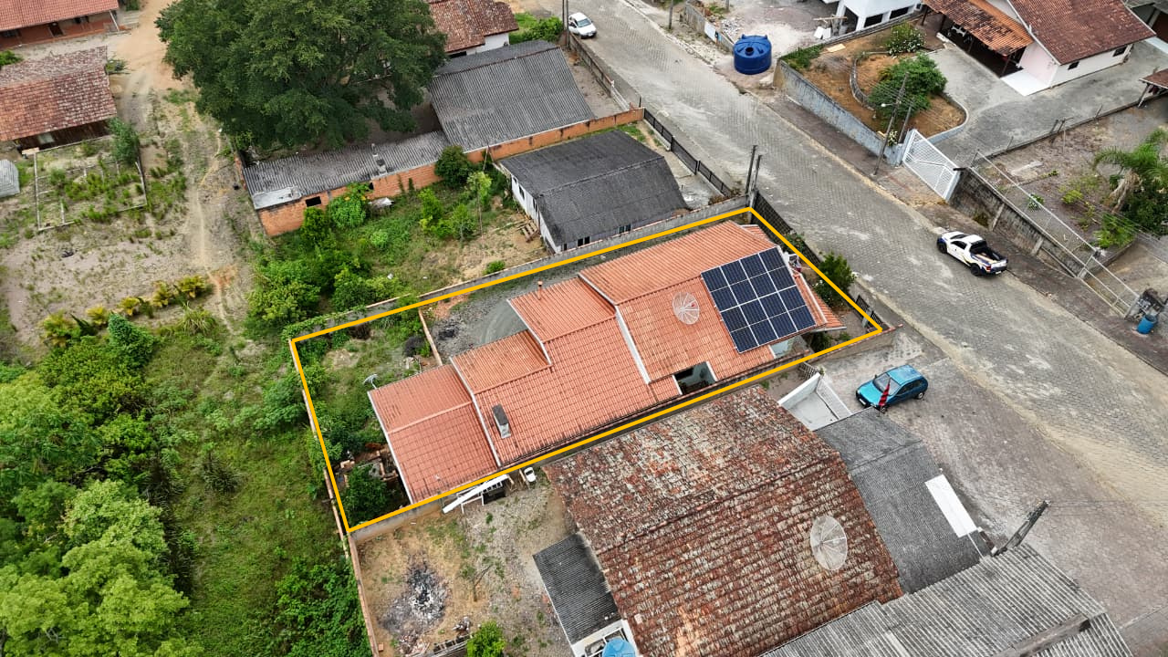 Casa à venda no Centro: 