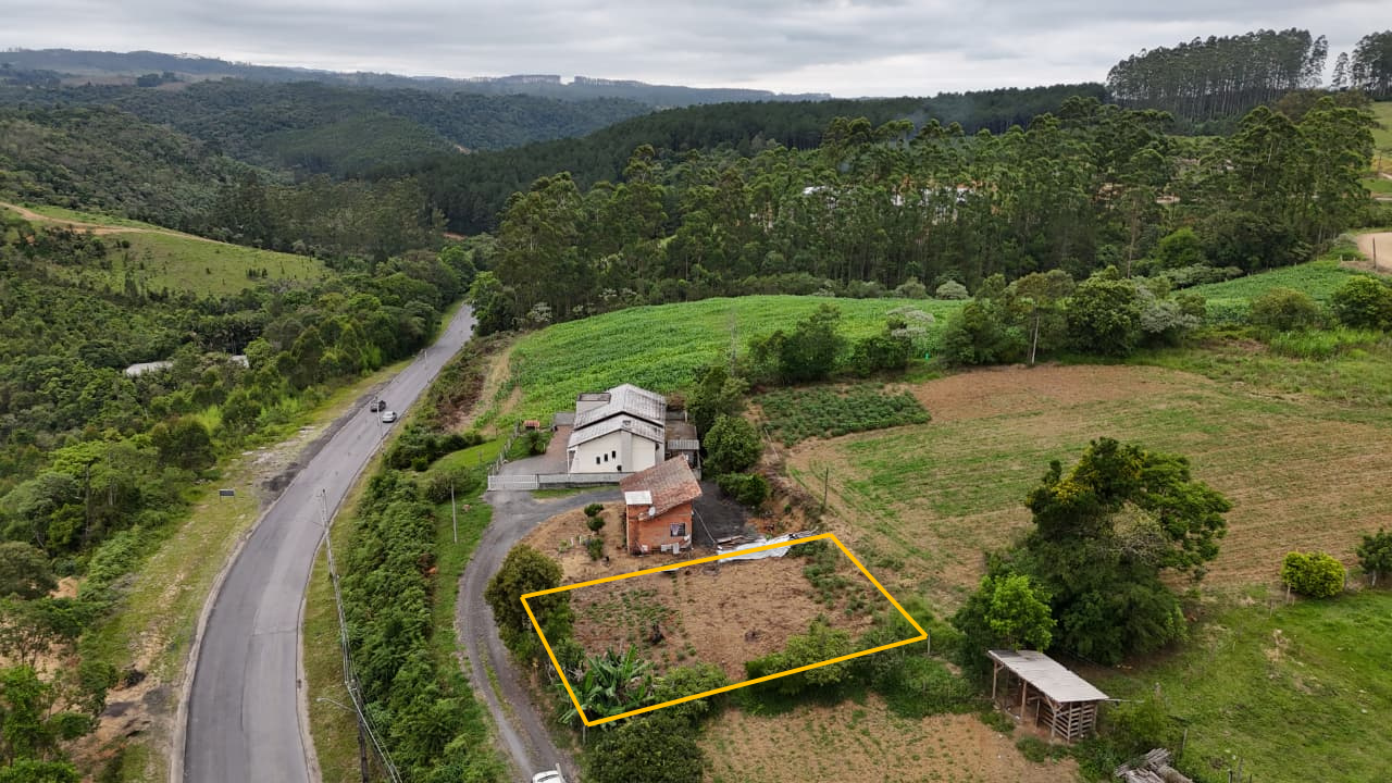 Terreno Urbano à venda no Centro: 