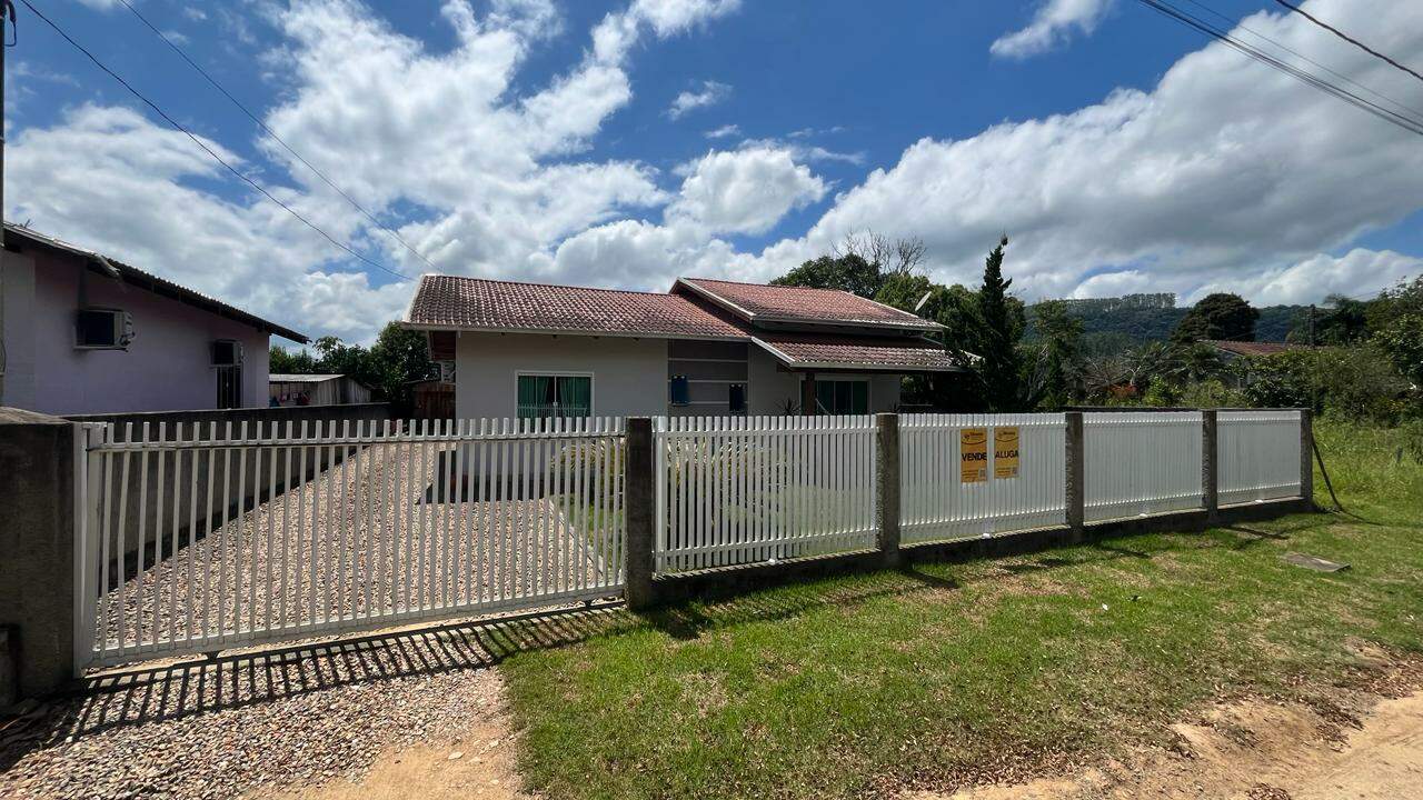 Casa à venda no Centro: 