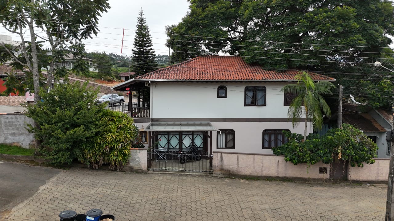 Casa à venda no Centro: 