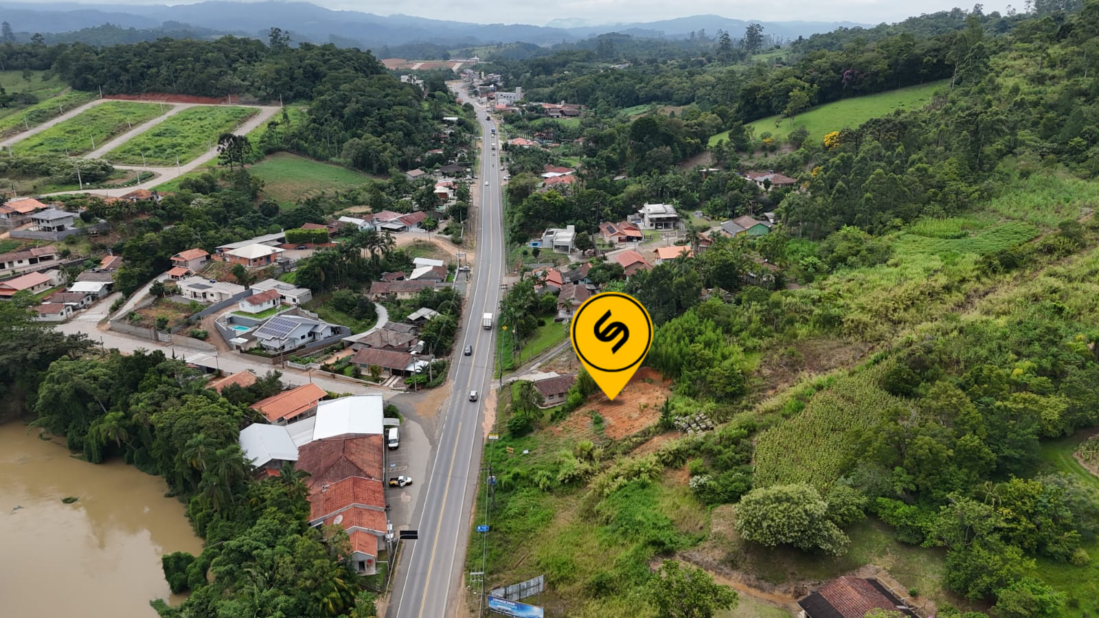 Terreno Urbano à venda no Dalbérgia: 