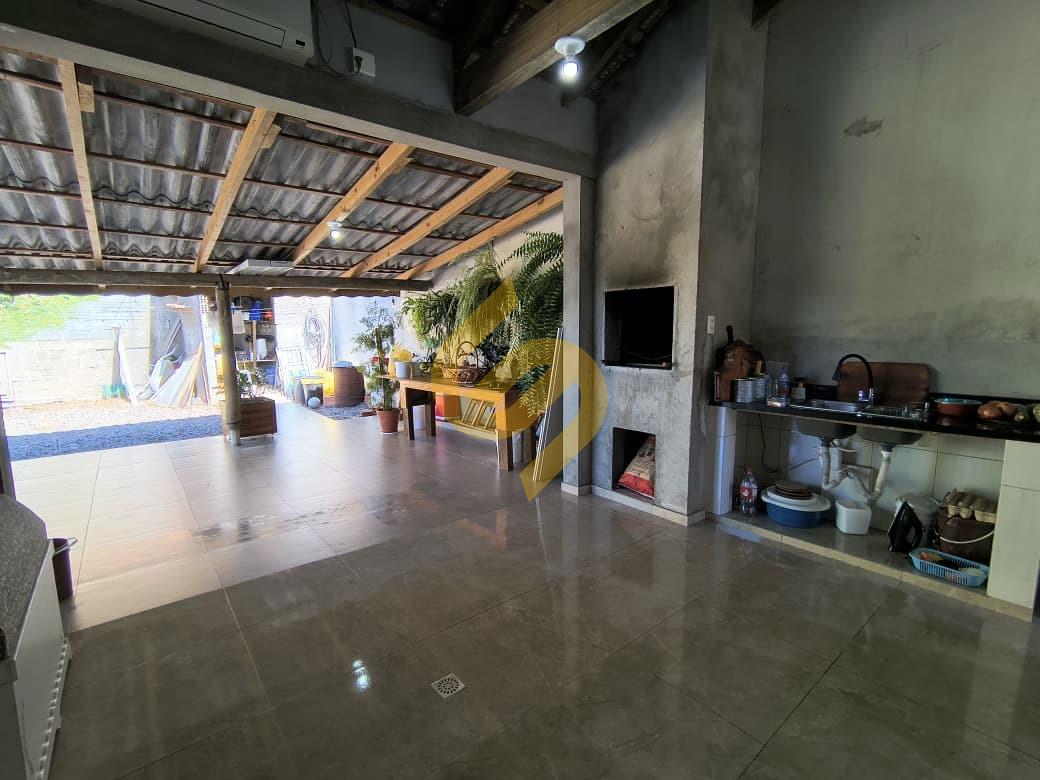 Casa à venda no Revólver: 