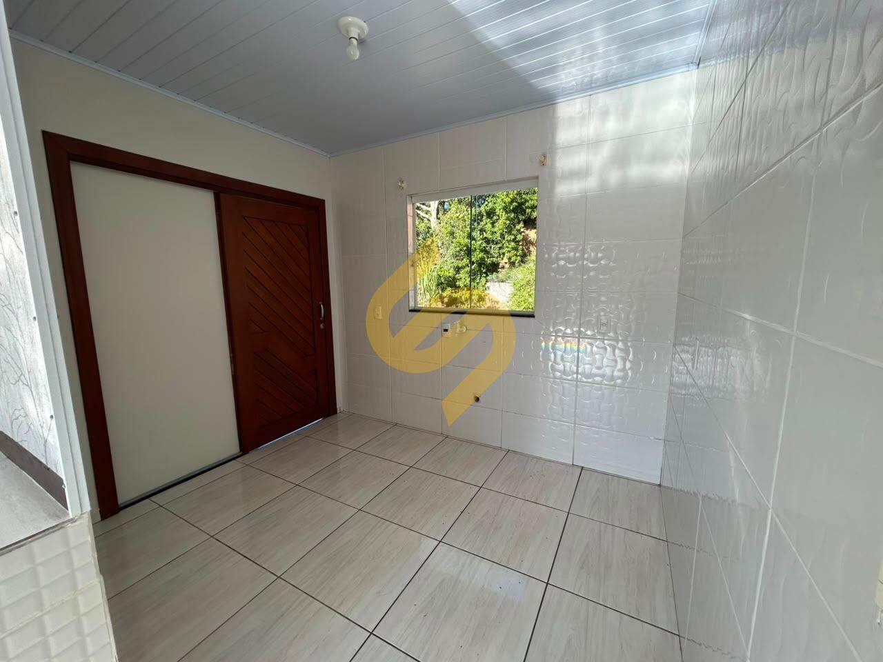 Casa à venda no Revólver: 
