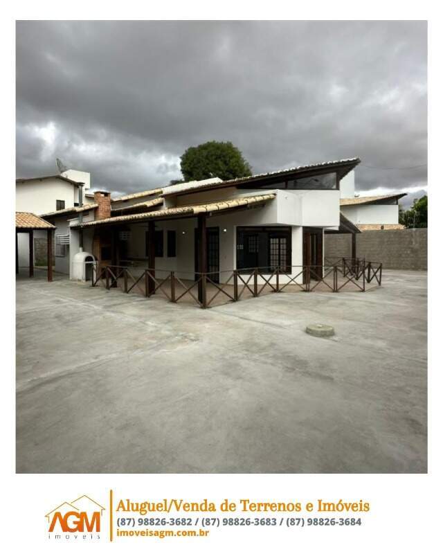 Casa para aluguel no Centro: 