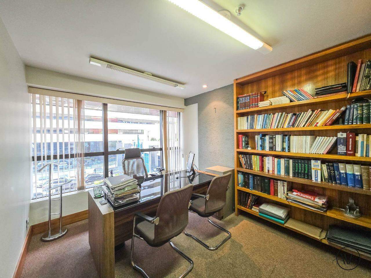 Sala à venda no Asa Sul: 