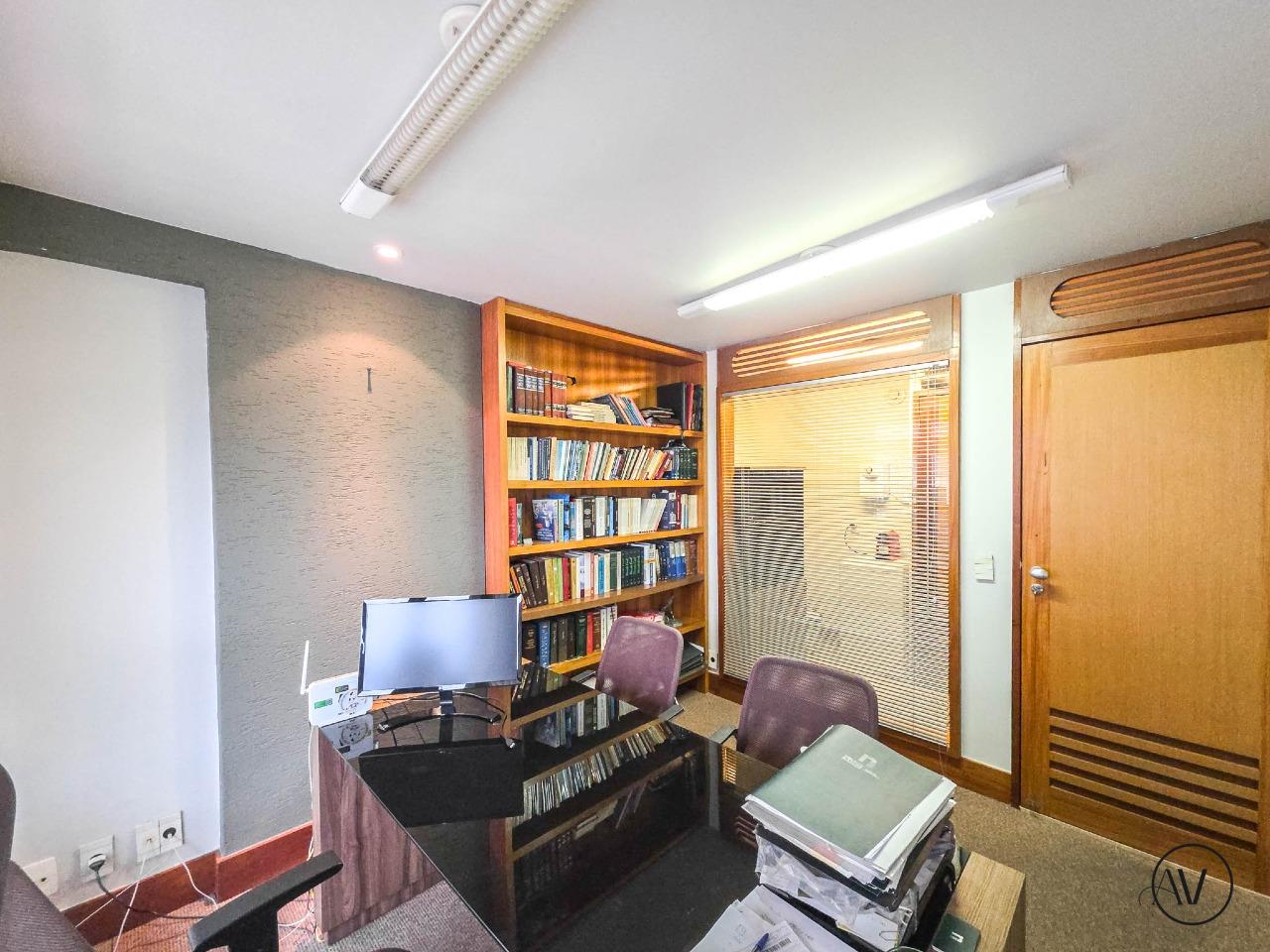 Sala à venda no Asa Sul: 