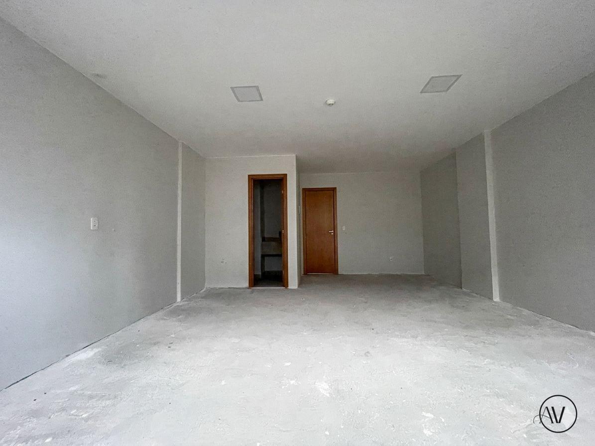 Sala à venda no Setor de Habitações Individuais Sul: 