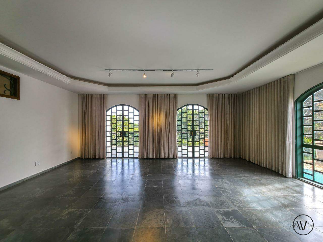 Casa para aluguel no Setor de Habitações Individuais Sul: 