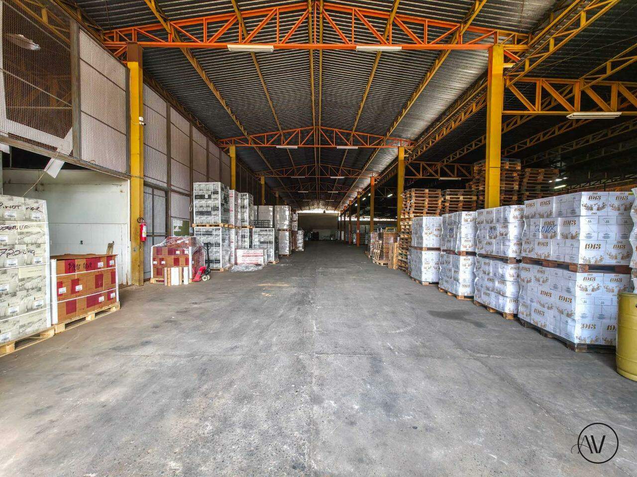 Galpão para aluguel no Zona Industrial: 