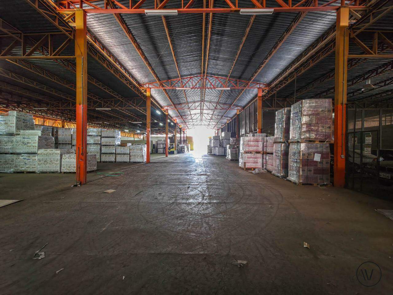 Galpão para aluguel no Zona Industrial: 