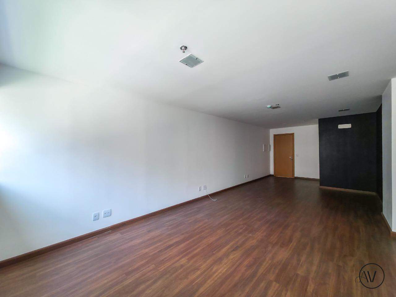 Sala comercial à venda no Capital Financial Center, foto 9 de 15