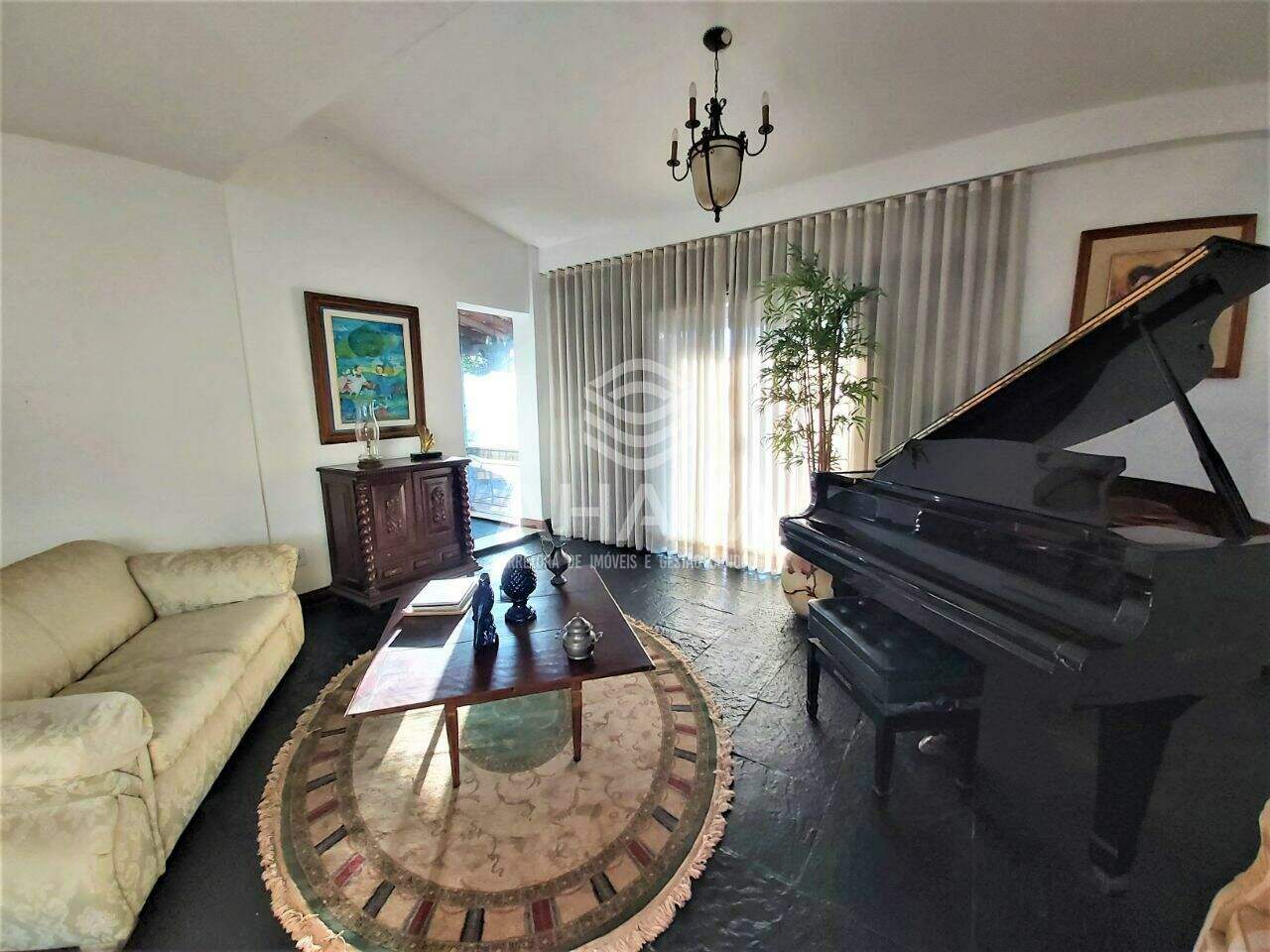 Casa à venda no São Luiz: SALA DE MÚSICA