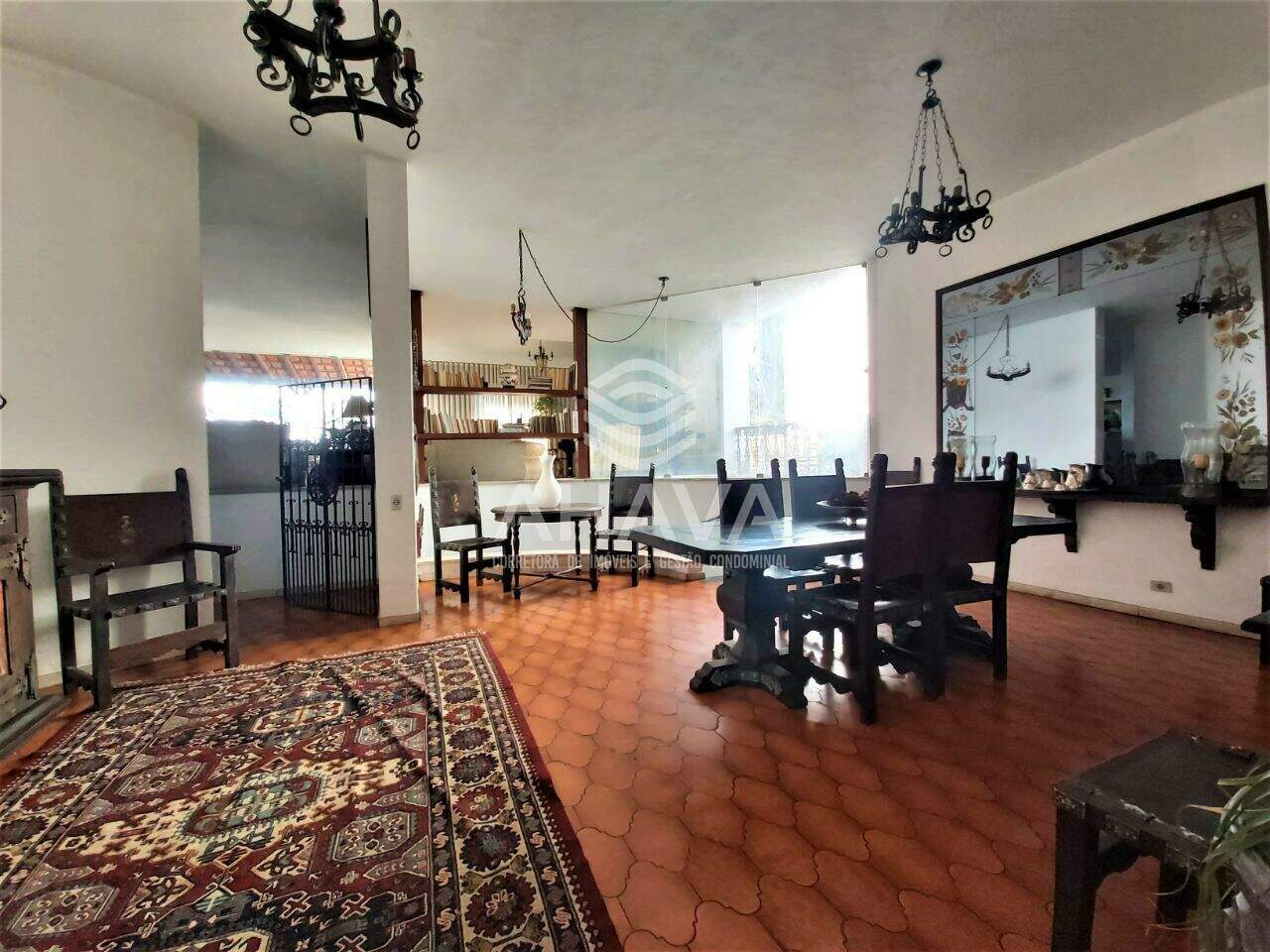 Casa à venda no São Luiz: SALA DE JANTAR COM VISÃO DA SALA DE MÚSICA
