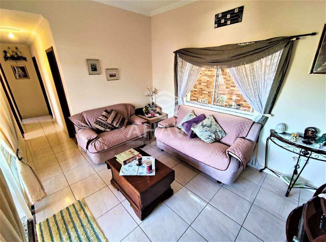 Casa à venda no Santa Mônica: SALA DE ESTAR E TELEVISÃO