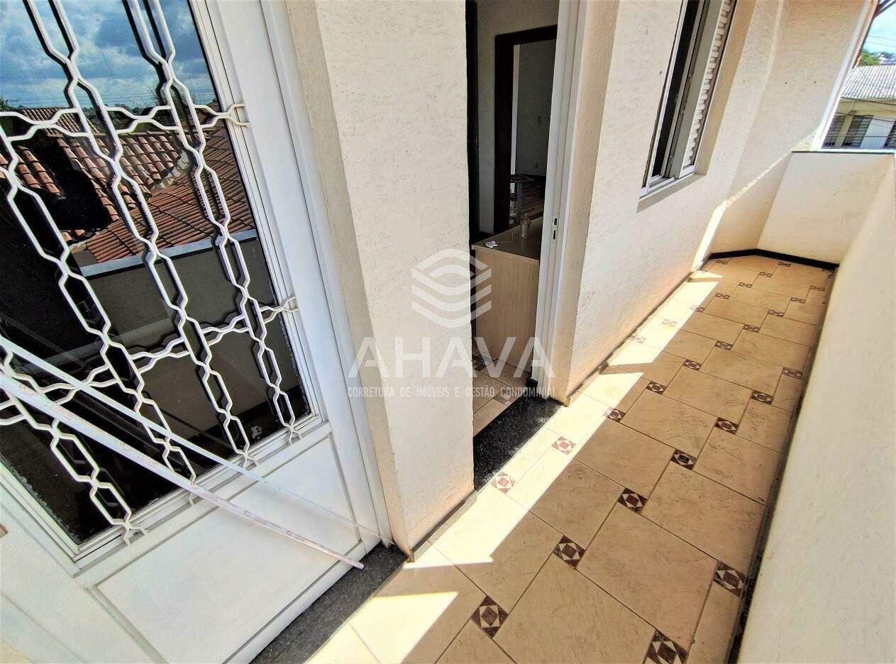 Casa geminada à venda no Santa Branca: VARANDA