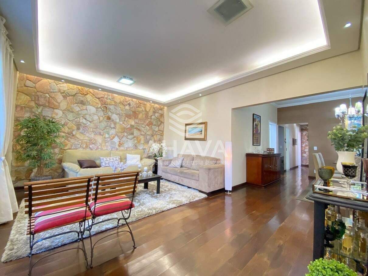 Casa à venda no Planalto: Sala de Estar