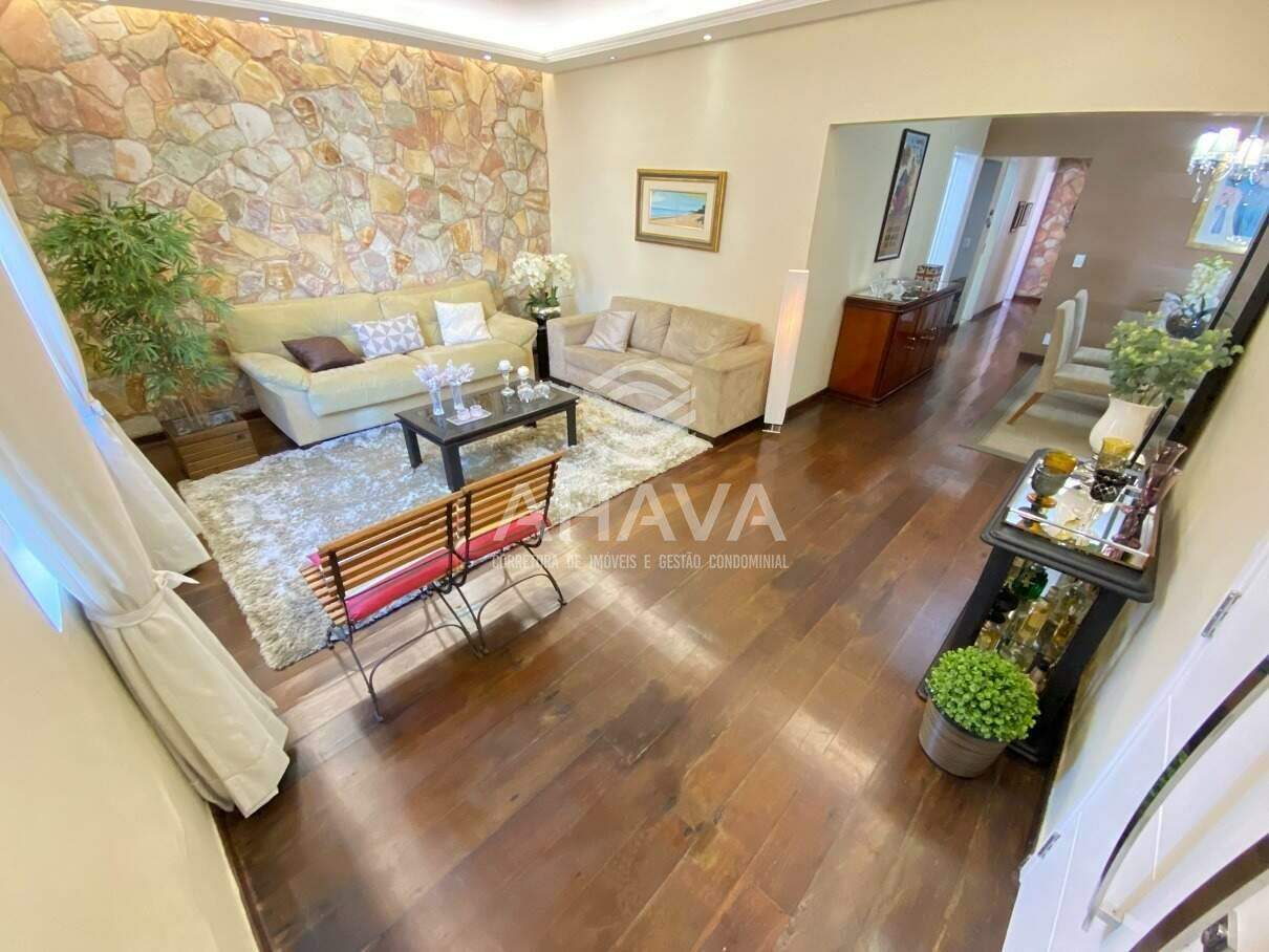 Casa à venda no Planalto: Sala de Estar