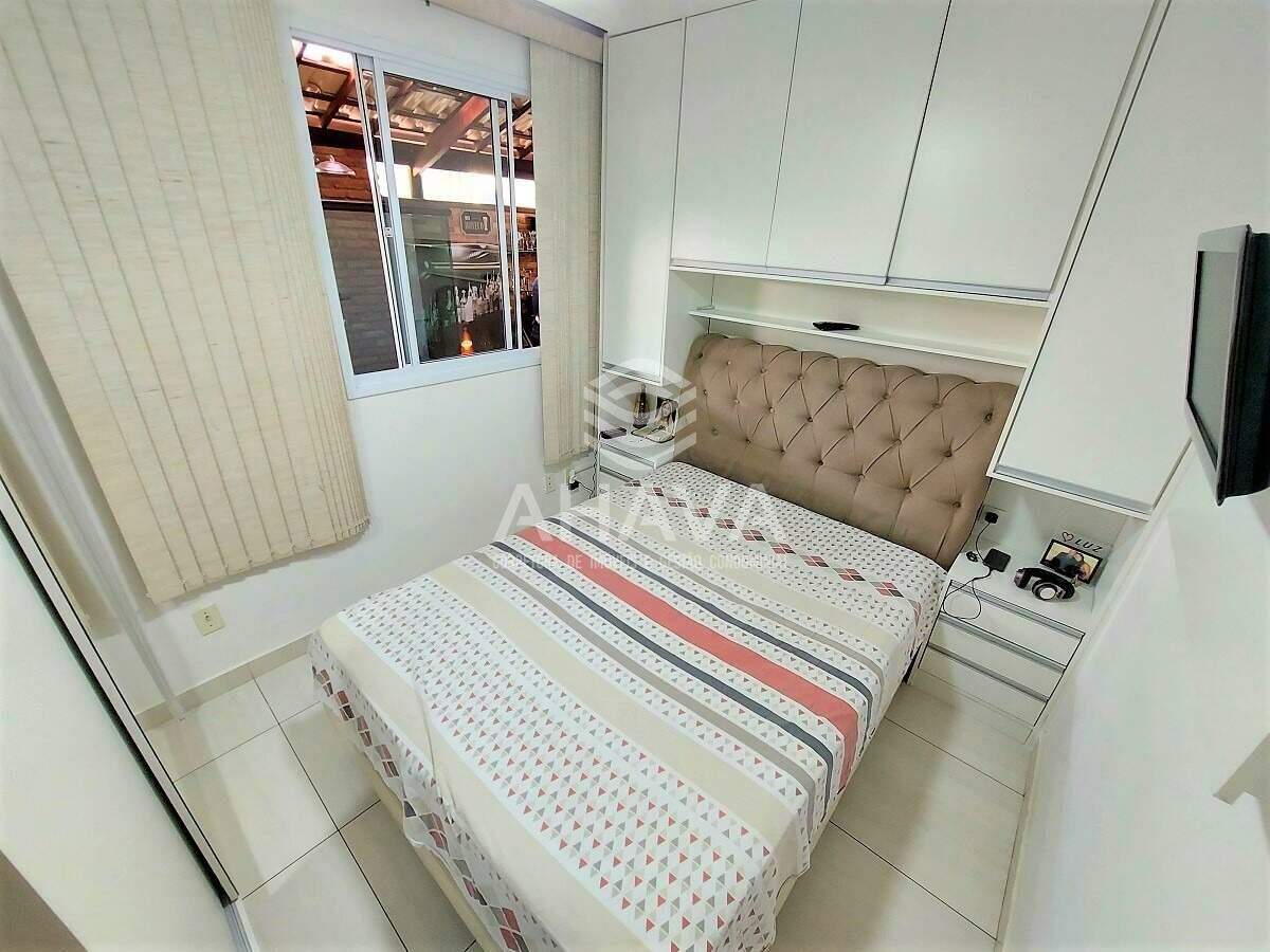 Apartamento com área privativa à venda no Copacabana: QUARTO 1