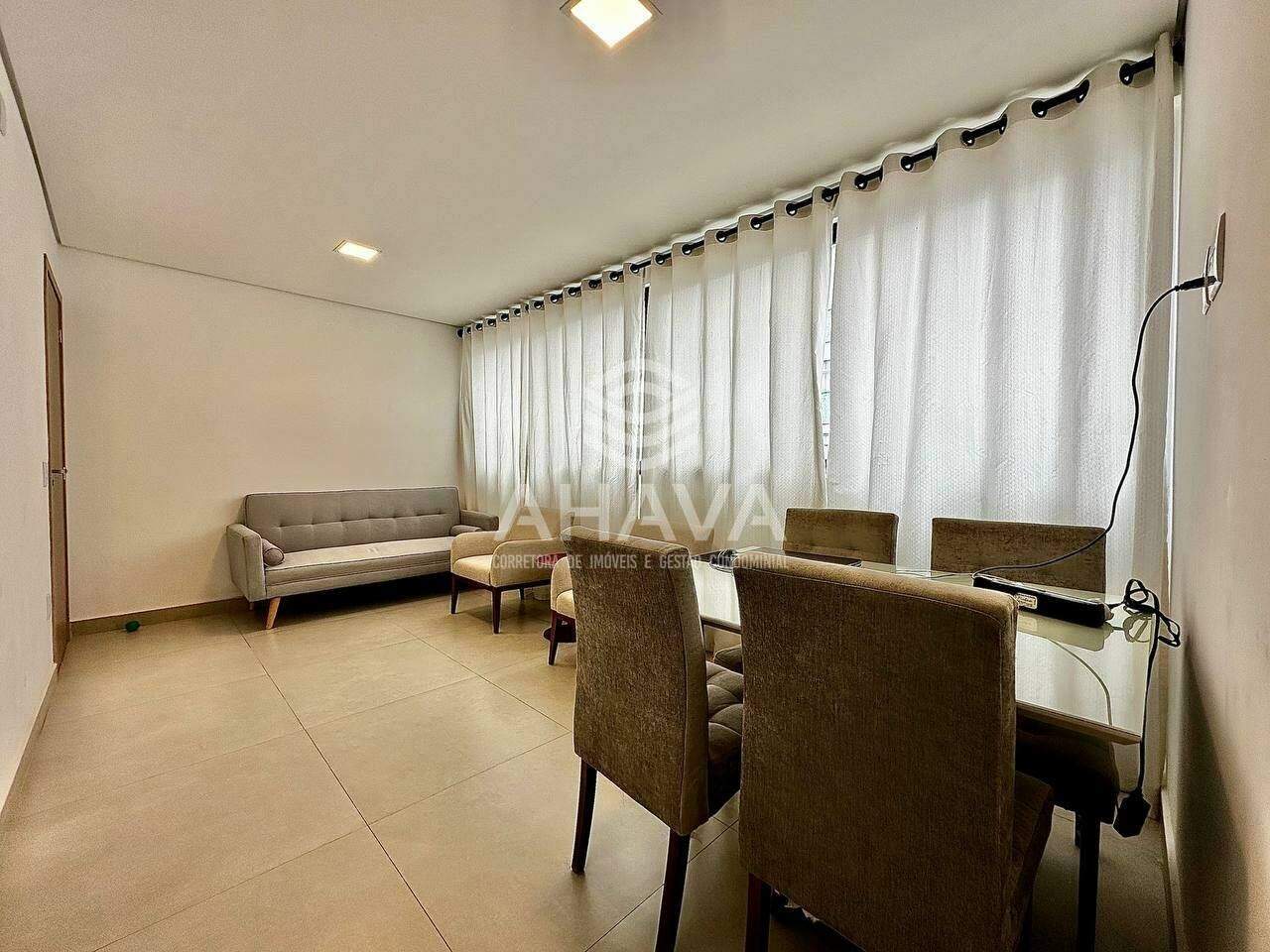 Apartamento à venda no Itapoã: 