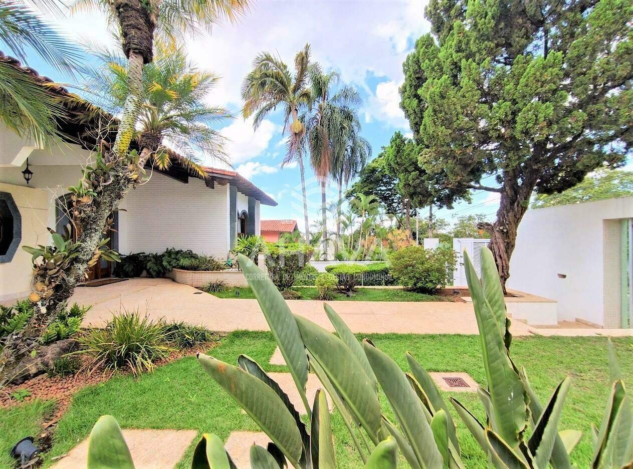 Casa à venda no Bandeirantes: FACHADA