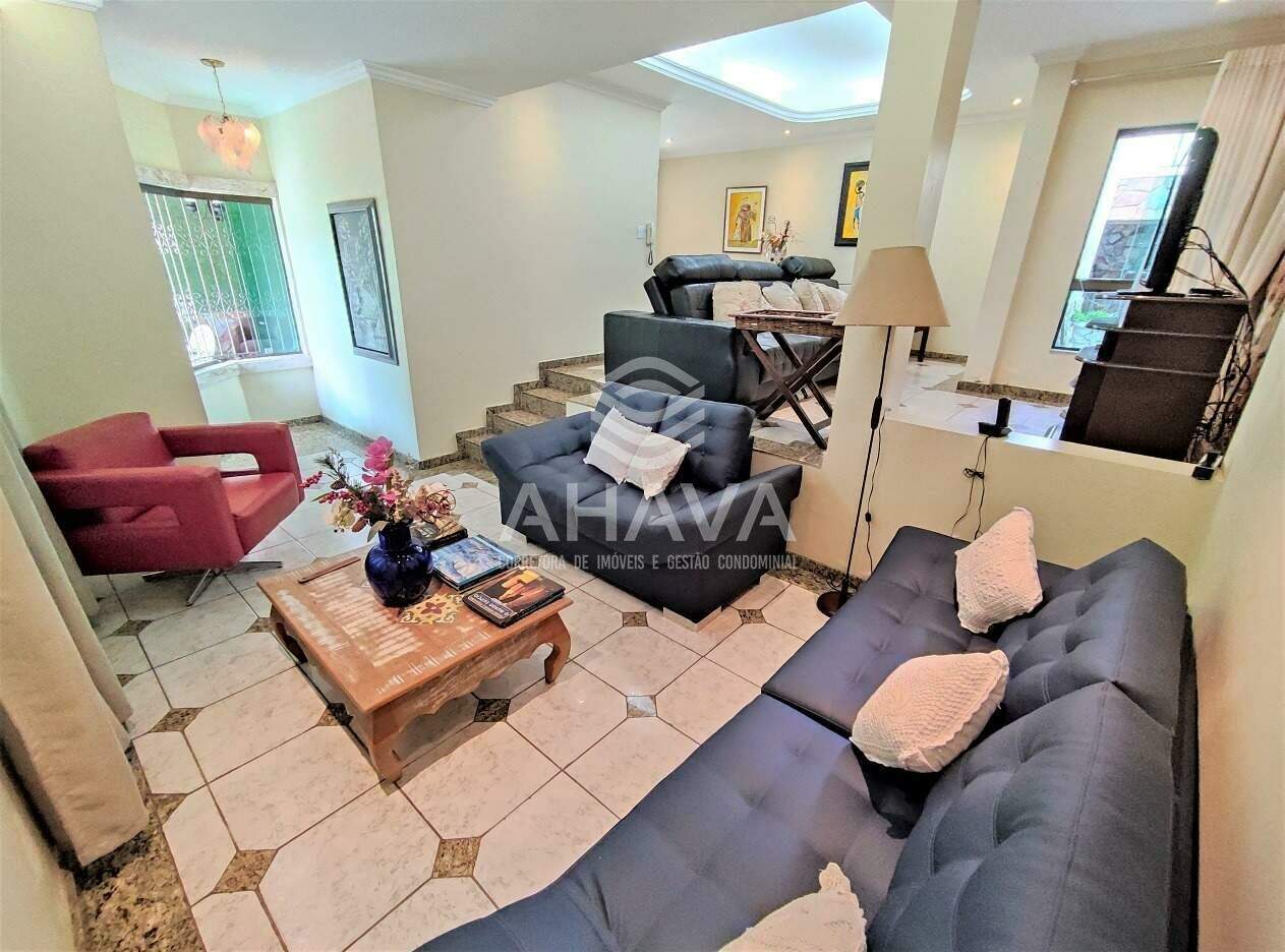 Casa à venda no Santa Branca: SALA DE ESTAR