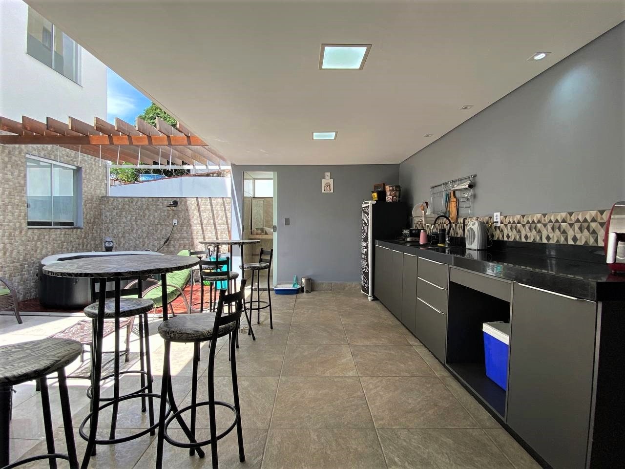 Área privativa à venda no Itapoã: 