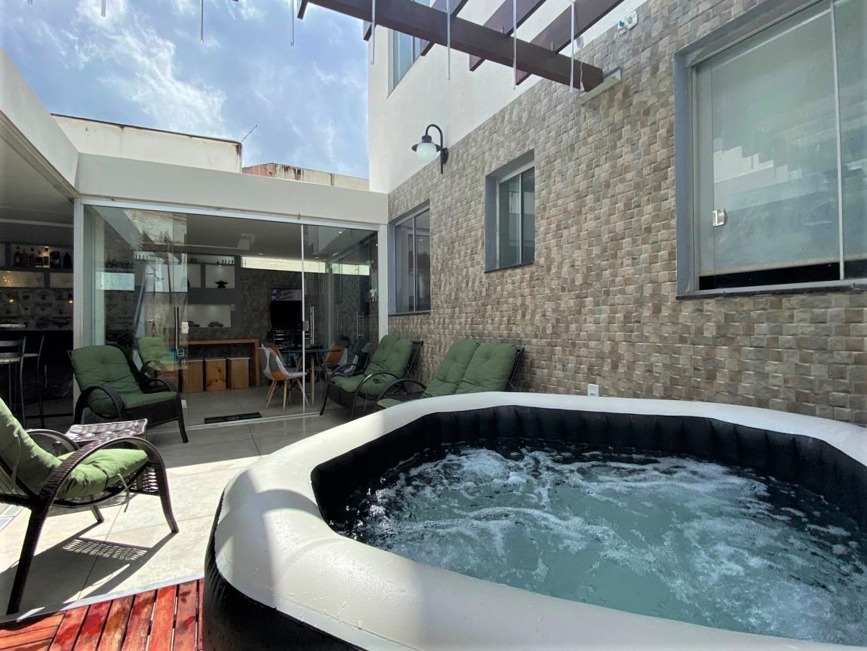 Área privativa à venda no Itapoã: 