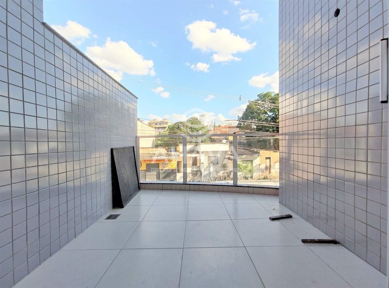 Apartamento com área privativa à venda no Santa Mônica: VARANDA