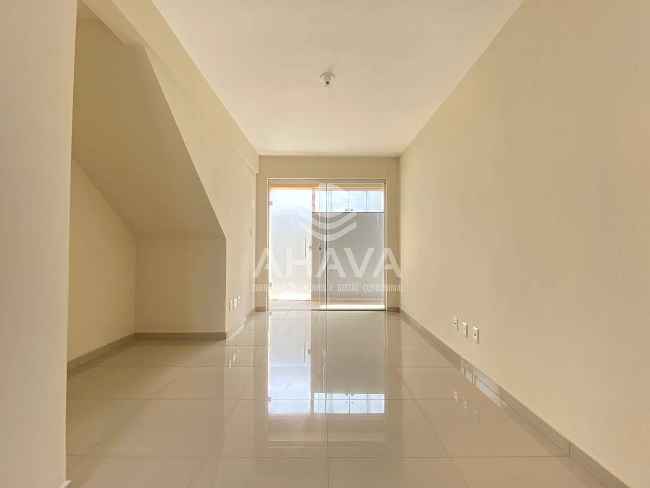 Apartamento com área privativa à venda no Candelária: 