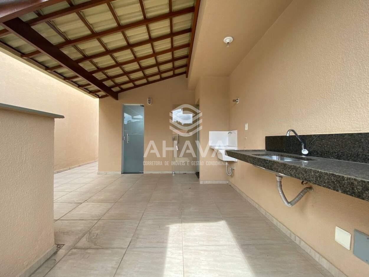 Cobertura à venda no Candelária: 