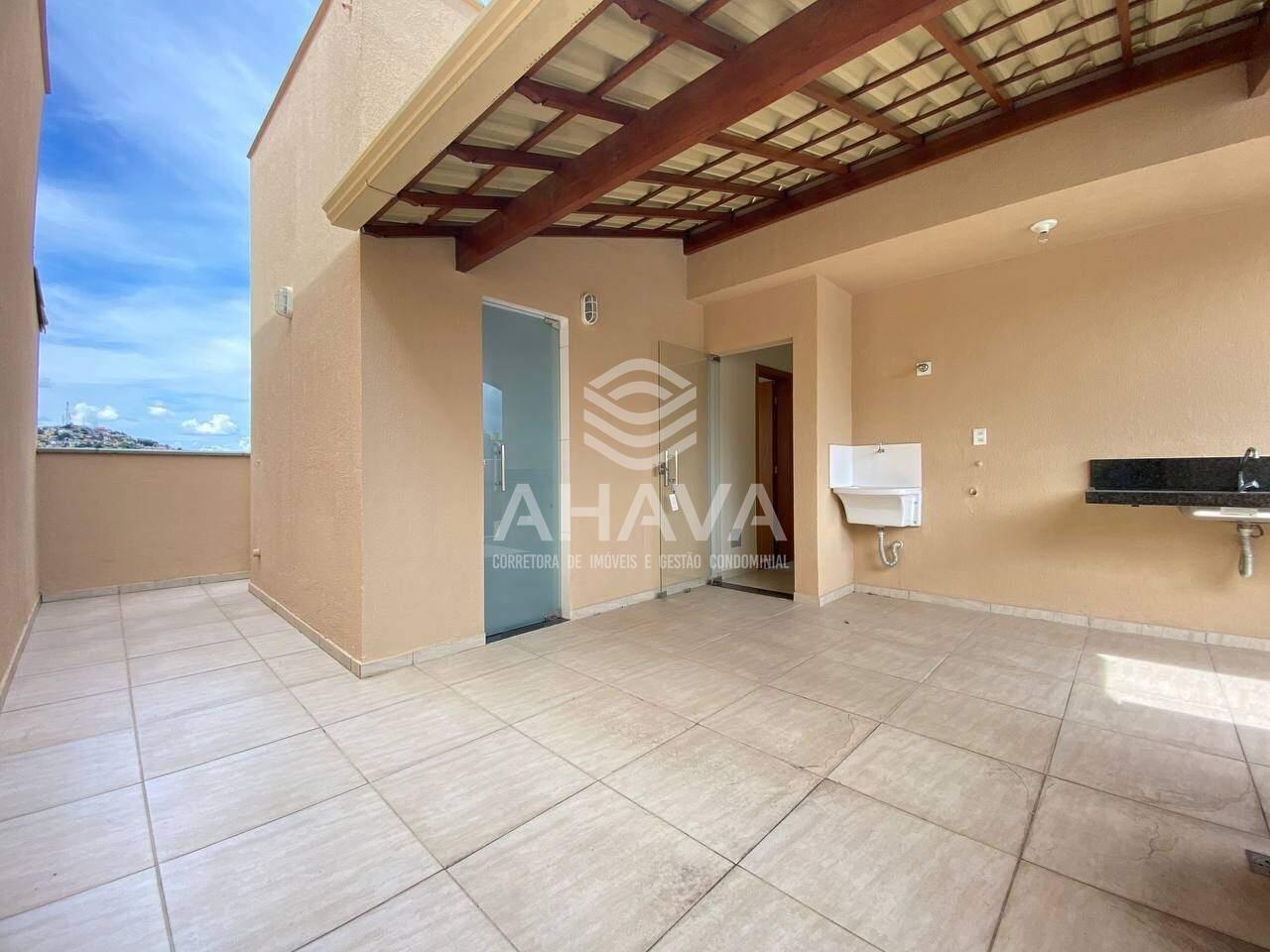 Cobertura à venda no Candelária: 